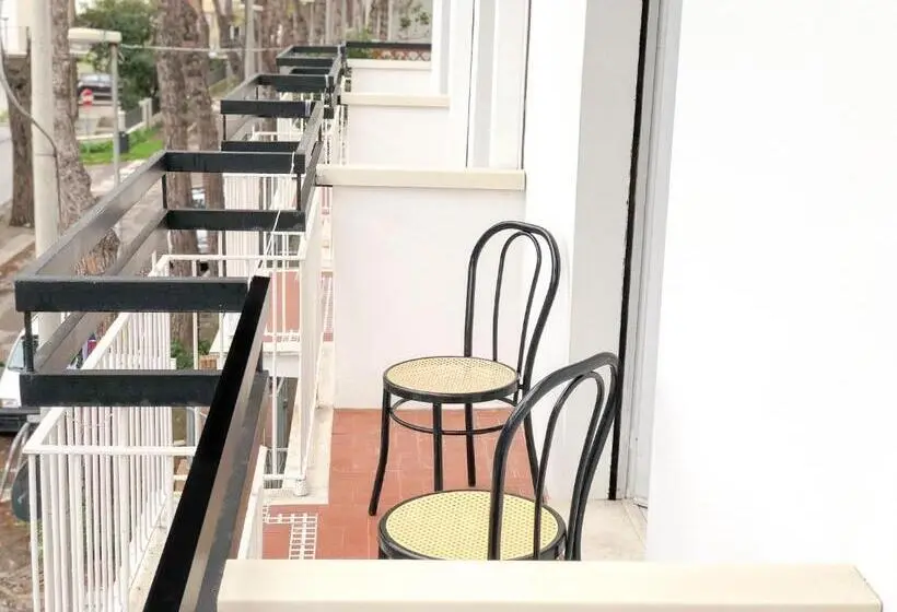 スタンダードトリプルルーム, Alba B&b