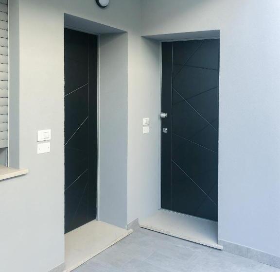 1階の1ベッドルームアパートメント, Alba B&b