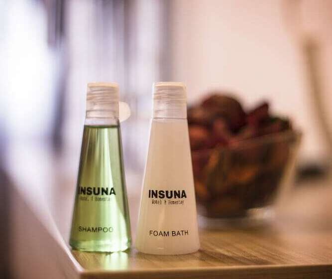 디럭스 룸, Insuna