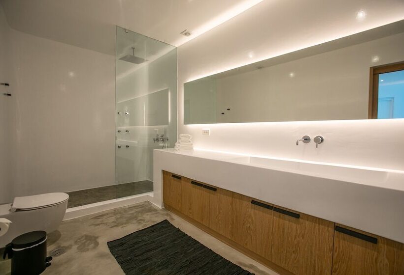 سوئیت مستر با چشمانداز, Melidonia Suites