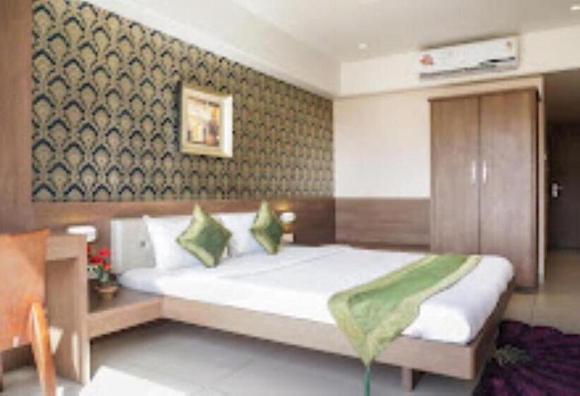 Quarto Deluxe, Shri Vitthal Mangalam ,satara
