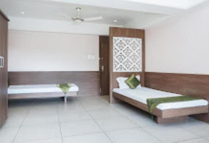 Quarto Familiar, Shri Vitthal Mangalam ,satara