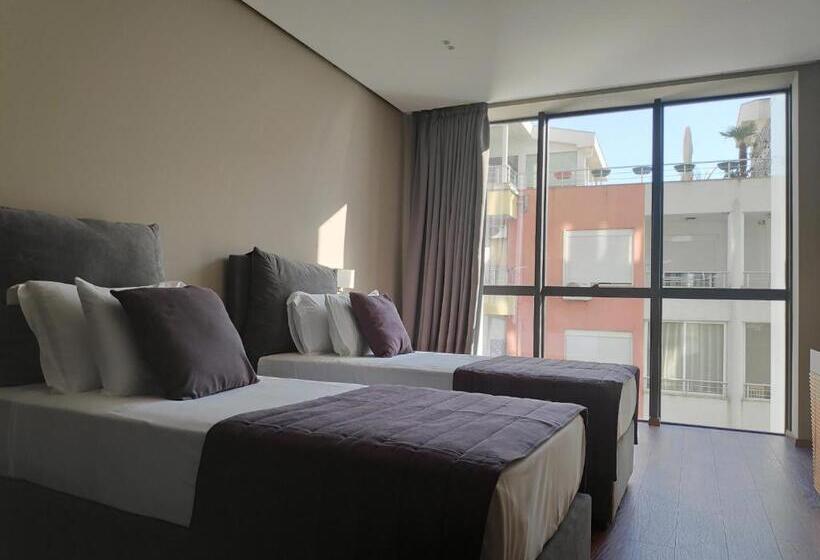 Номер Стандарт, Supreme