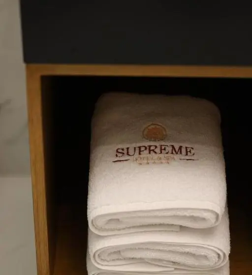 オーシャンビューデラックススイート, Supreme