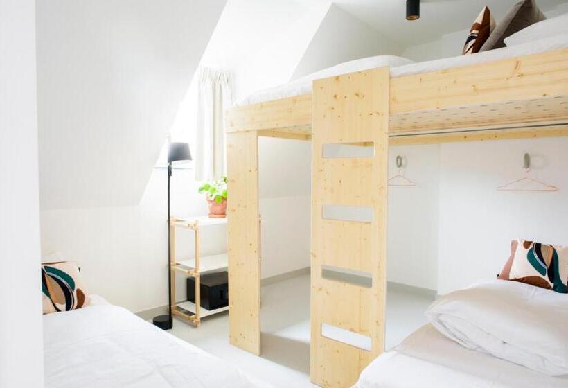 Четырехместный Номер Стандарт, The Green Elephant Hostel & Spa