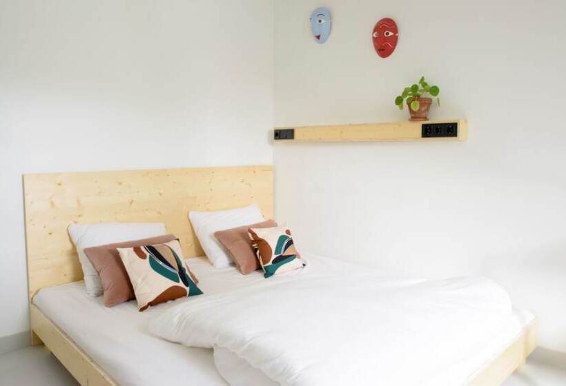 اتاق استاندارد, The Green Elephant Hostel & Spa