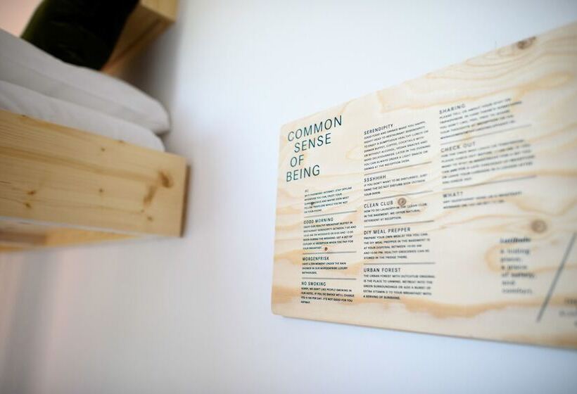 اتاق استاندارد چهار تخته, The Green Elephant Hostel & Spa