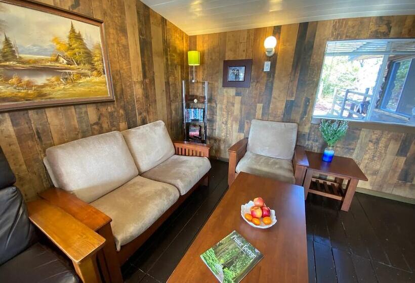 خانه 1 خوابه, Woodhouse Cottages And Ranch