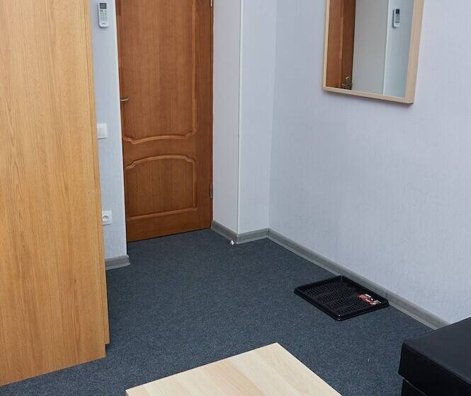 اتاق سوپریور, Dmitrovgrad