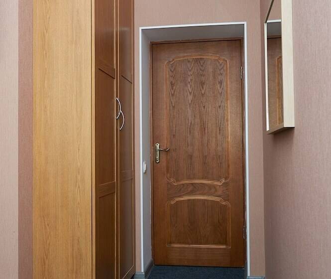 اتاق استاندارد, Dmitrovgrad