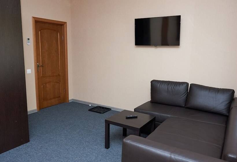 استودیوی سوپریور, Dmitrovgrad