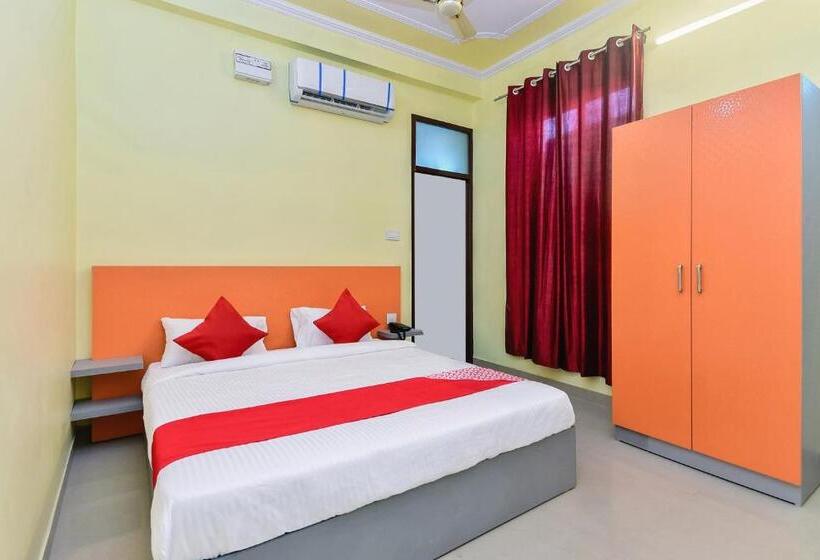 三人经典房间, O Suraj Villa