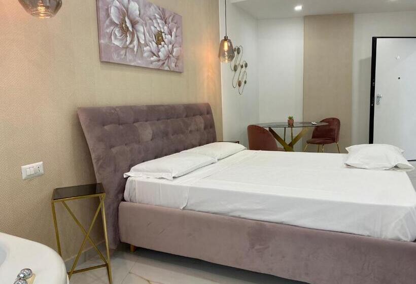 带大床的标准间, Maison De Luxe