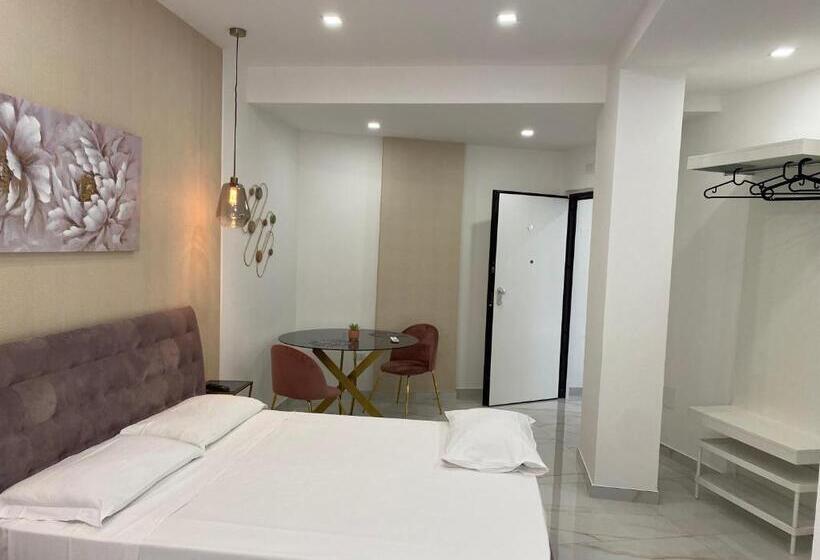 חדר סטנדרט עם מיטת קינג, Maison De Luxe