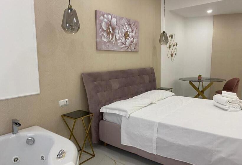 חדר סטנדרט עם מיטת קינג, Maison De Luxe