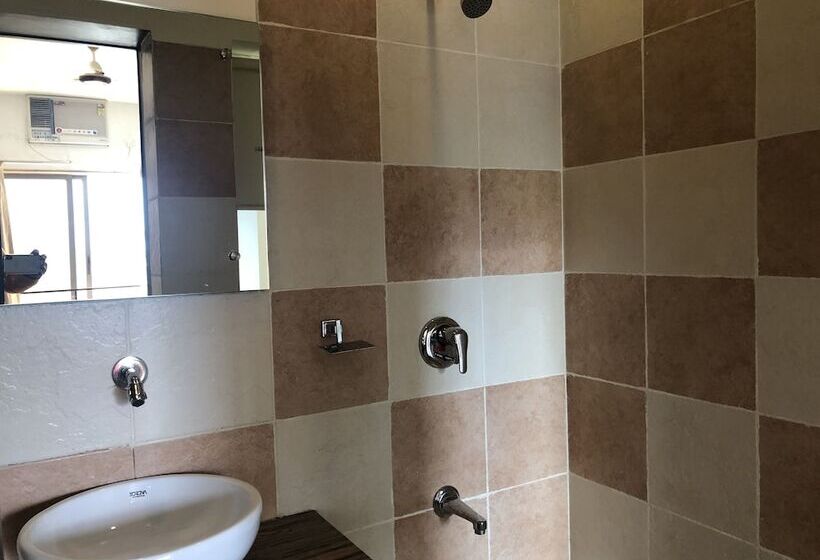 豪华两卧室公寓, Resort Silver Hills Lonavala