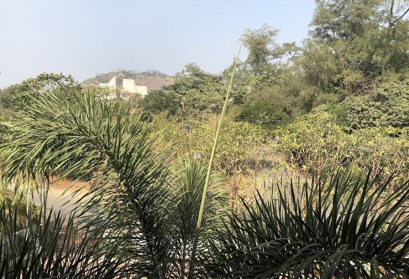 豪华两卧室公寓, Resort Silver Hills Lonavala