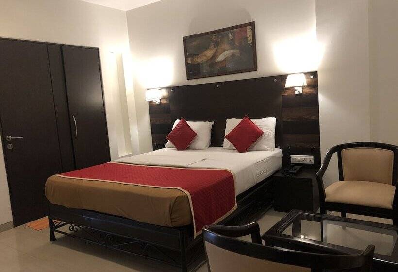 豪华两卧室公寓, Resort Silver Hills Lonavala