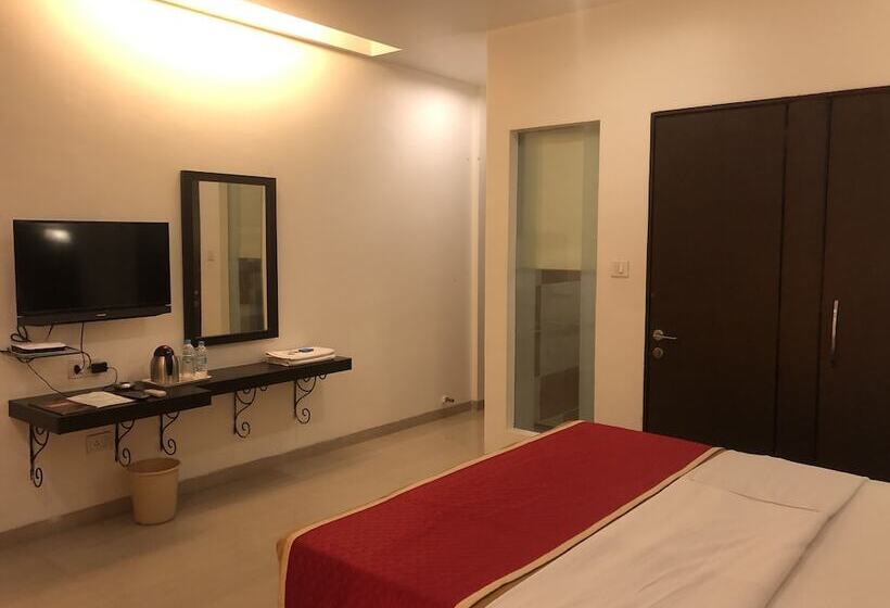 豪华两卧室公寓, Resort Silver Hills Lonavala