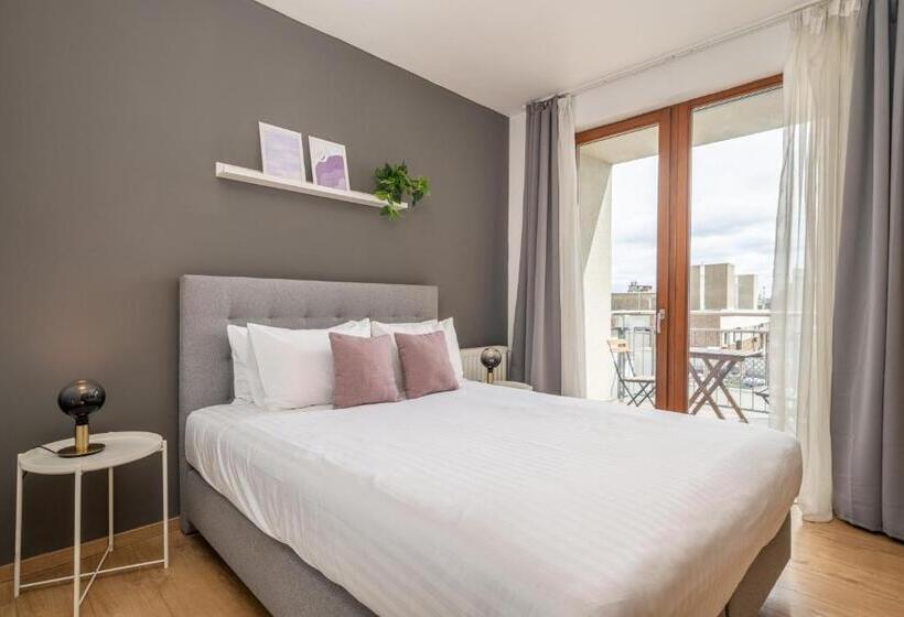 Superior-studio, Vagabond Downtown