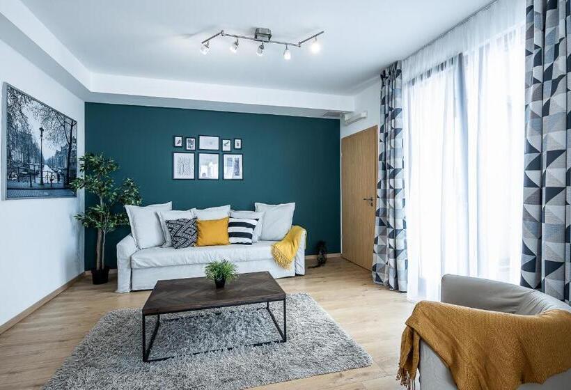 Sviitti 2 Makuuhuonetta, Vagabond Downtown