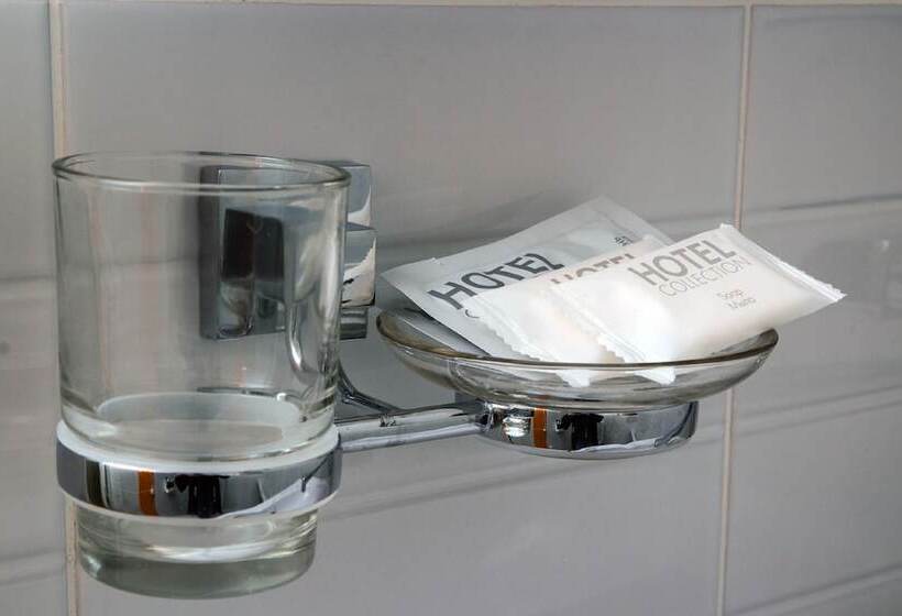 اتاق استاندارد, Altaroom