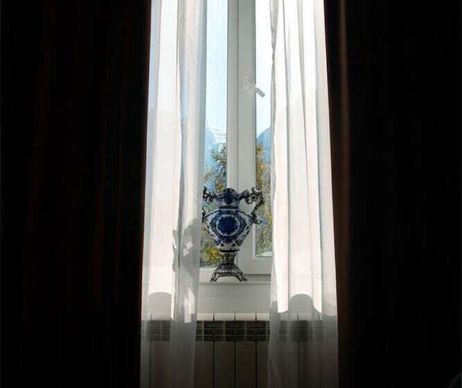 اتاق استاندارد, Altaroom