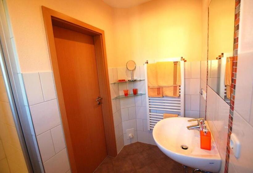 Quarto Deluxe com Sacada, Gästehaus Jäger
