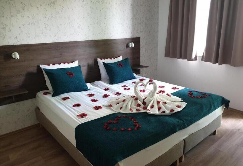 דירת חדר, Nova City Apartments