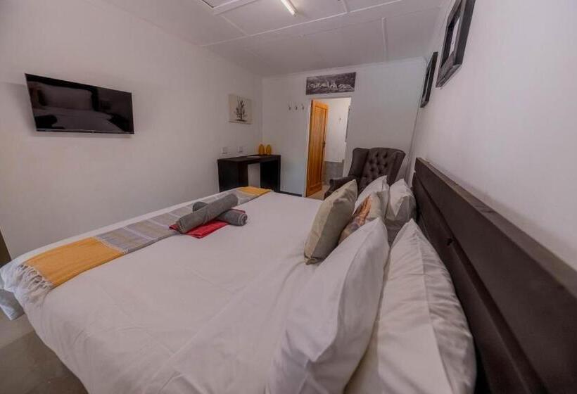 ویلای یک اتاق خوابه با استخر شنا, African Sky Villas