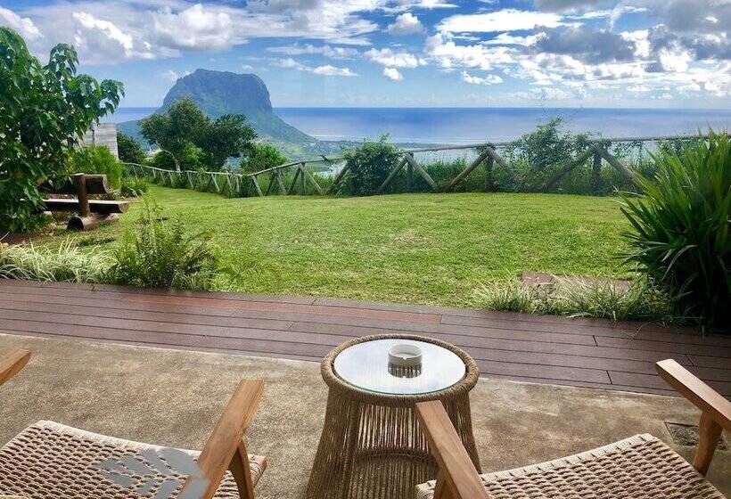 1 Sorvrums Deluxe Stuga, Chalets Chamarel