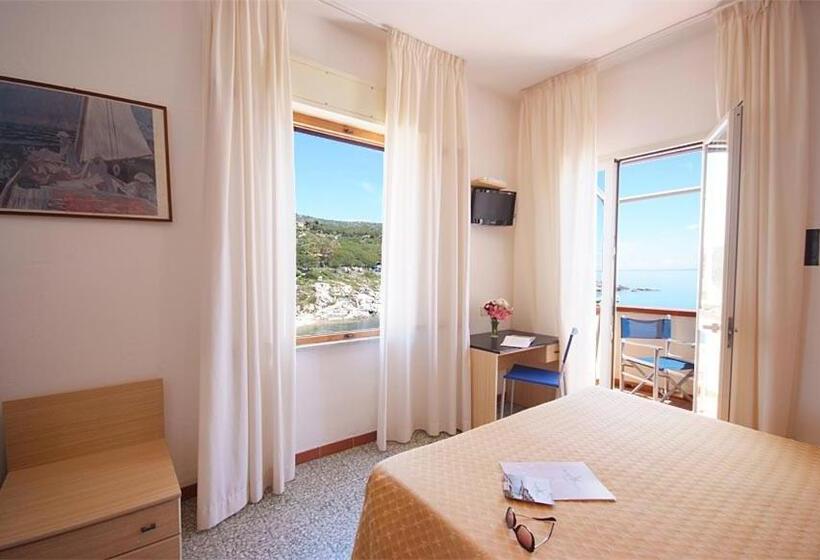 海景标准间带阳台, La Stella