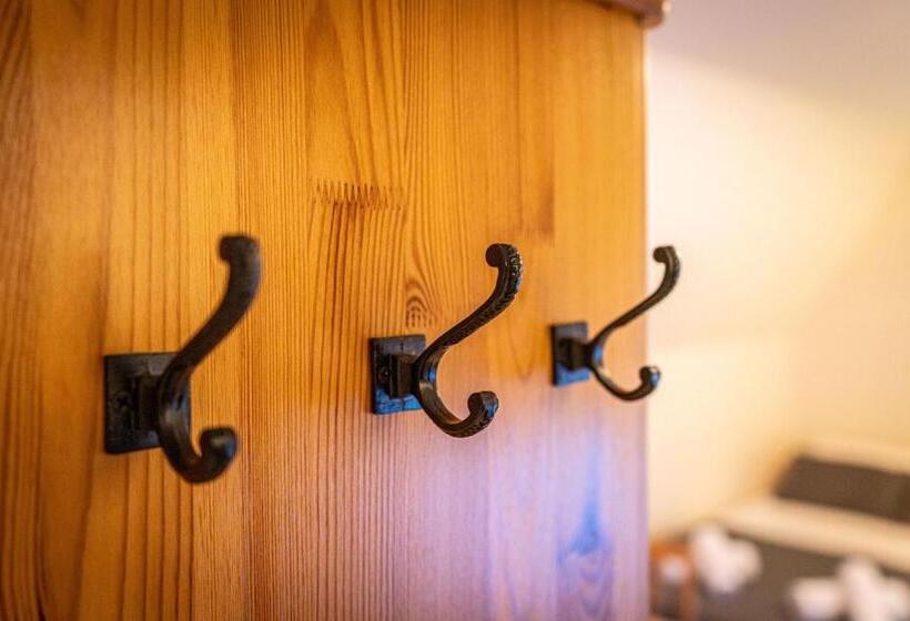 Четырехместный Номер Стандарт, Liberta Inn Pokoje Gościnne