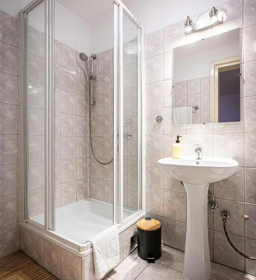 Четырехместный Номер Стандарт, Liberta Inn Pokoje Gościnne