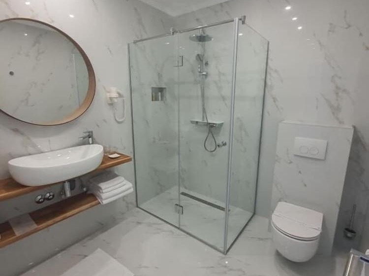 اتاق استاندارد با بالکن و چشمانداز دریا, Rooms Nadia