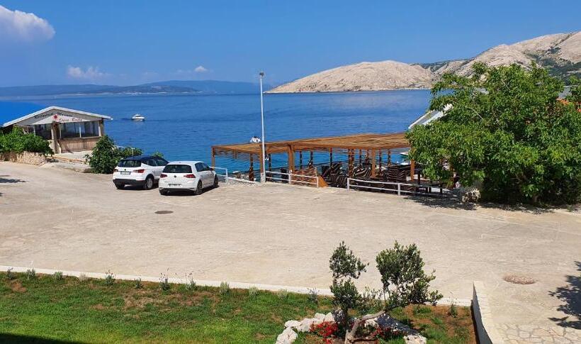 اتاق استاندارد با بالکن و چشمانداز دریا, Rooms Nadia