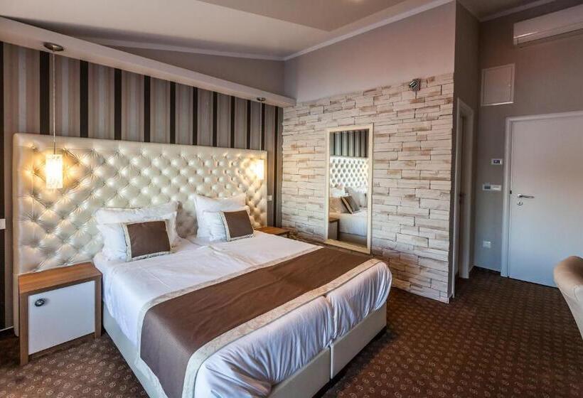 اتاق استاندارد با چشم‌انداز دریا, Rooms Nadia