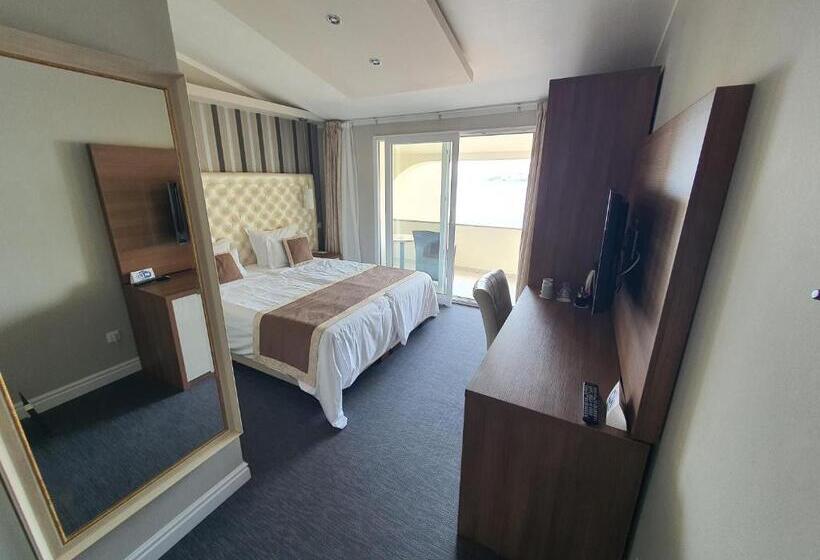 اتاق استاندارد با چشمانداز دریا, Rooms Nadia