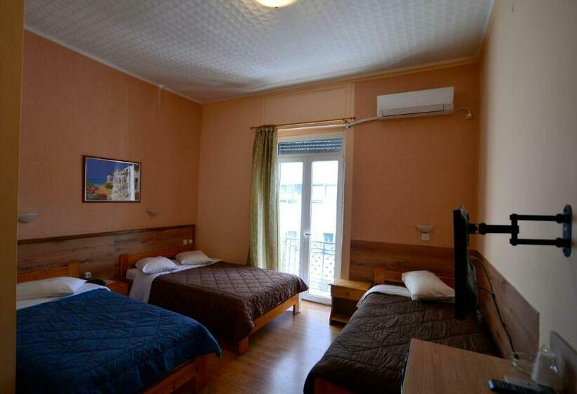 غرفة قياسية ثلاثية, Electra Hotel Piraeus