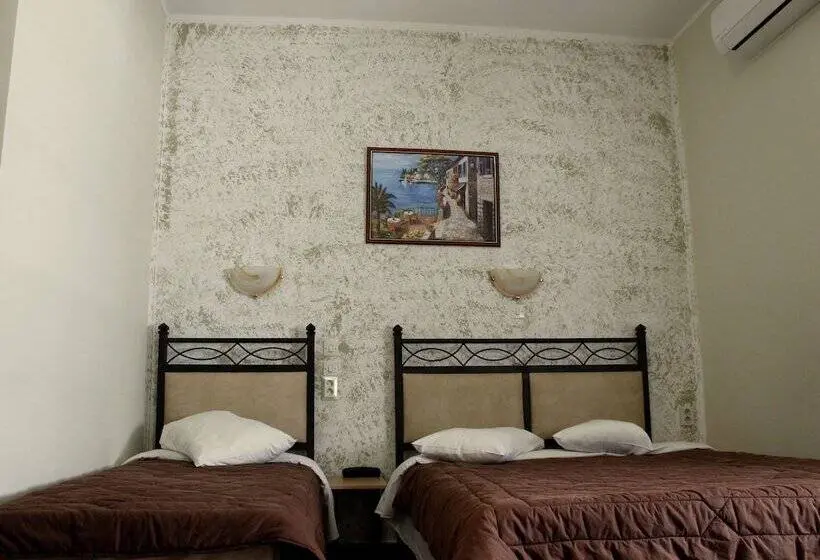 スタンダードトリプルルーム, Electra Hotel Piraeus