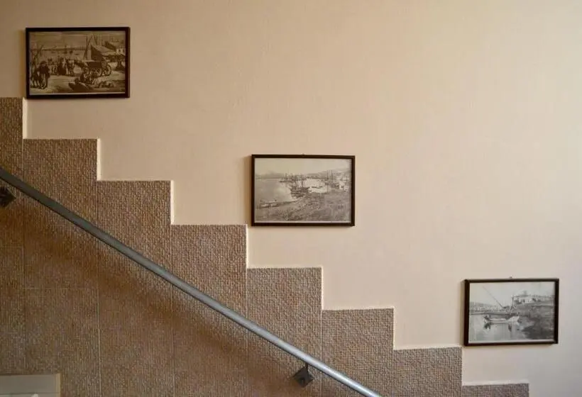 スタンダードシングルルーム, Electra Hotel Piraeus