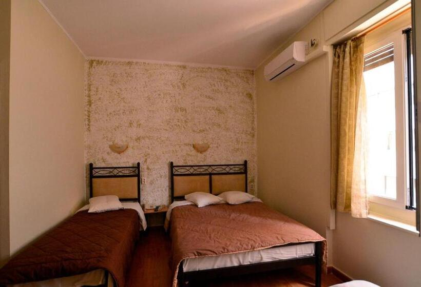 Семейный Номер Классика, Electra Hotel Piraeus