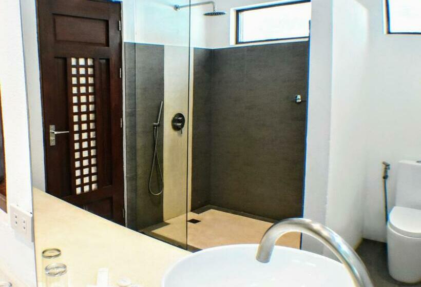 اتاق استاندارد با بالکن, El Nido Moringa Resort