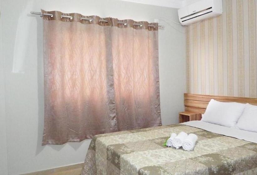 غرفة قياسية فردية, Coral Palace