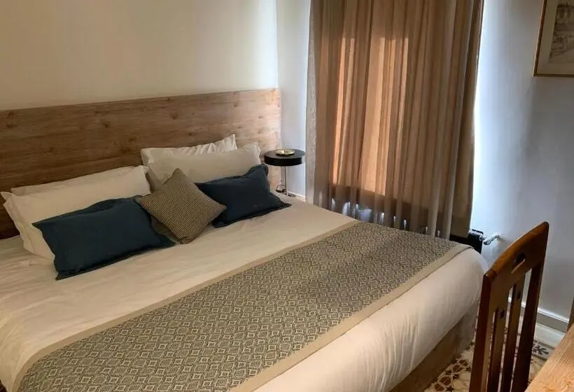 اتاق استاندارد با تخت بزرگ, El Boutique