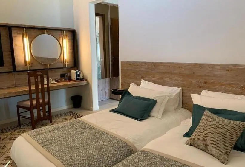 اتاق لوکس با چشمانداز دریا, El Boutique