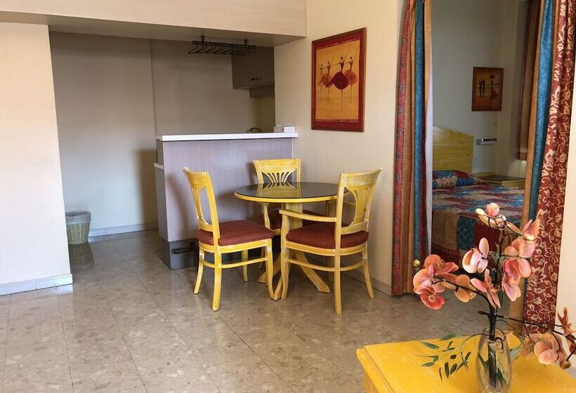 جناح, La Galleria