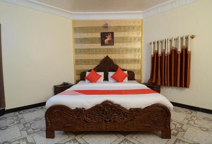 חדר קלאסי לשלושה, Rani Bagh By Oyo Rooms