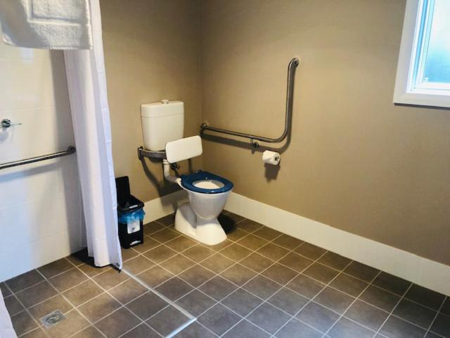 スタンダードスタジオ, Huskisson Beach Escape