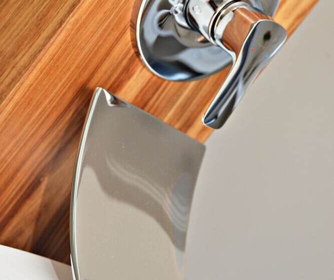 اتاق استاندارد, 7 On Marine